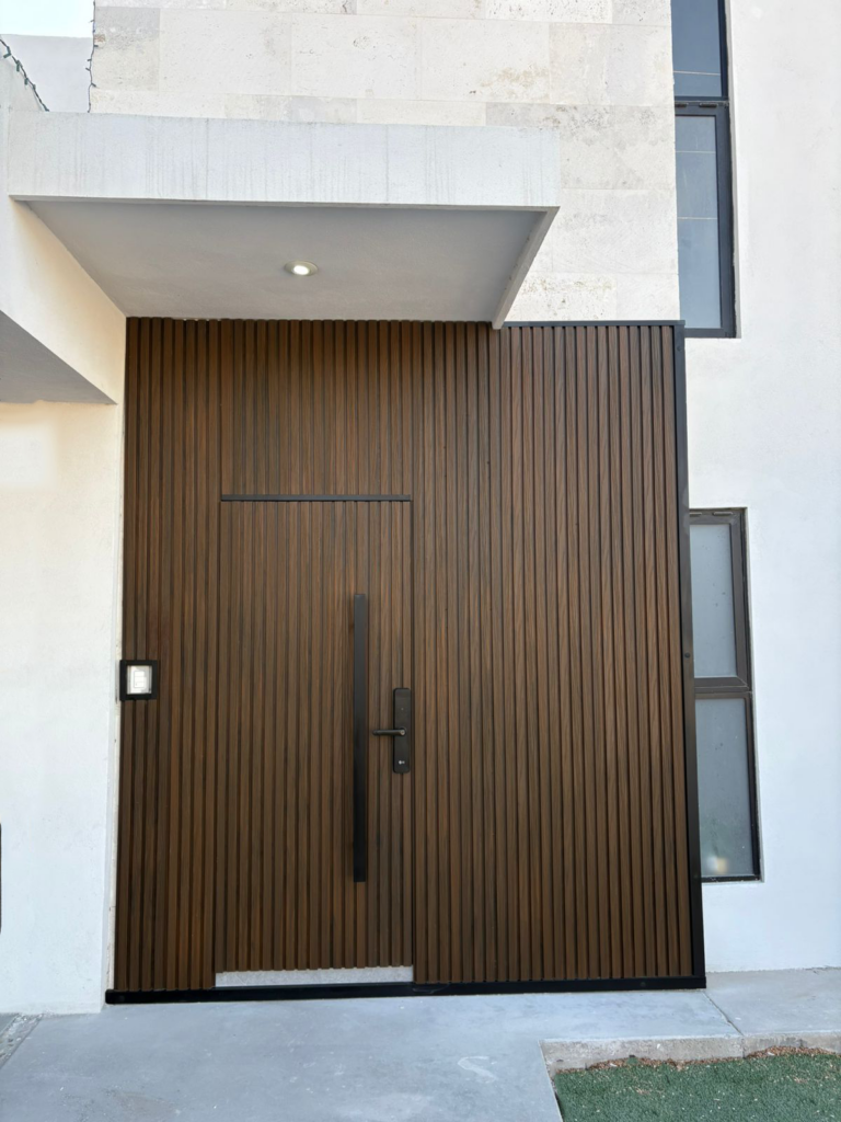 Deck/Lambrín/Viga/Plafón WPC – Door Deluxe