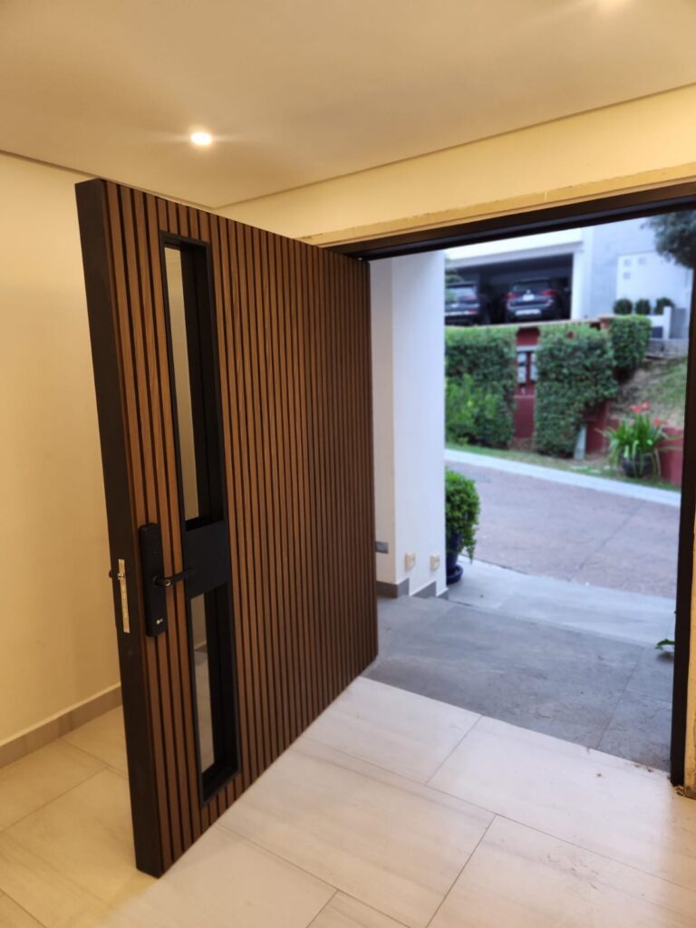 Deck/Lambrín/Viga/Plafón WPC – Door Deluxe